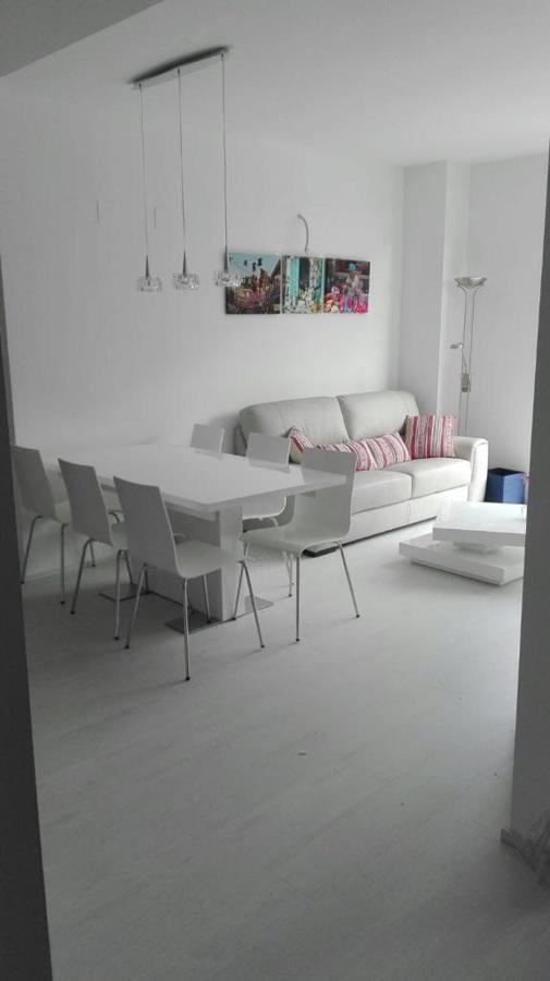 Edificio Attikos - Solo Familias Apartment Гандия Екстериор снимка