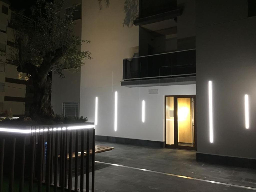 Edificio Attikos - Solo Familias Apartment Гандия Екстериор снимка